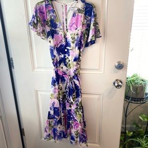 Calvin Klein dress size 10. Beautiful floral.